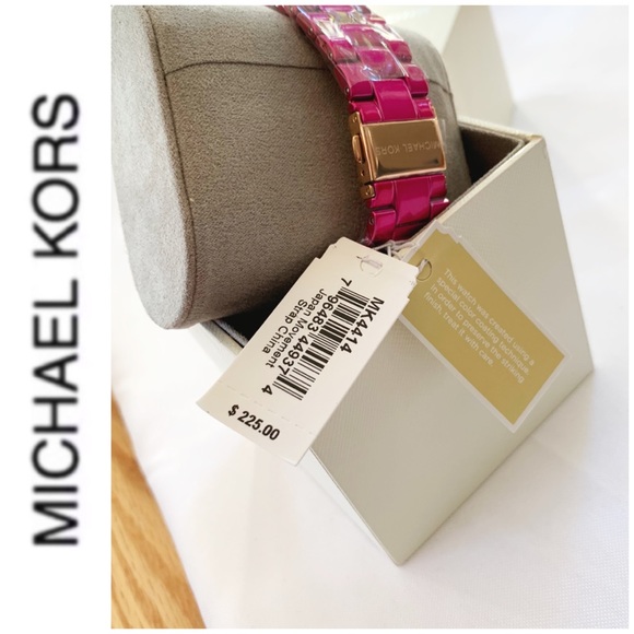 NWT authentic MK fuchsia slim runaway watch - Picture 4 of 4